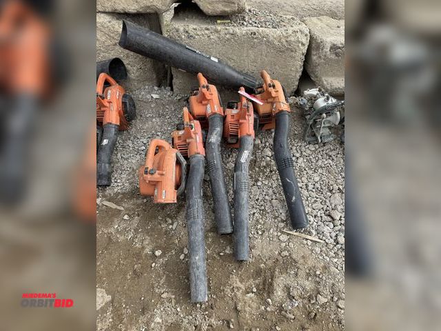 Lot 1-16062 - Lot of (6) Echo ES-250 gas powered blowers, all for parts or repair, and Shred &amp; Vac attachment ...