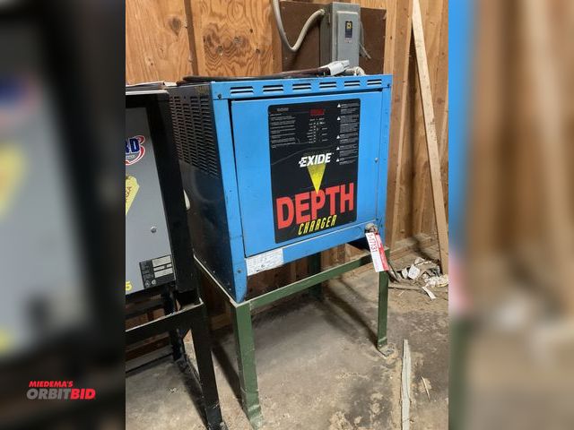 Lot 1-17131 - (1) Exide depth charger, model D3E-18-680, battery type LA, 18-cell, 208-240/480V input, 3 phase, 36...
