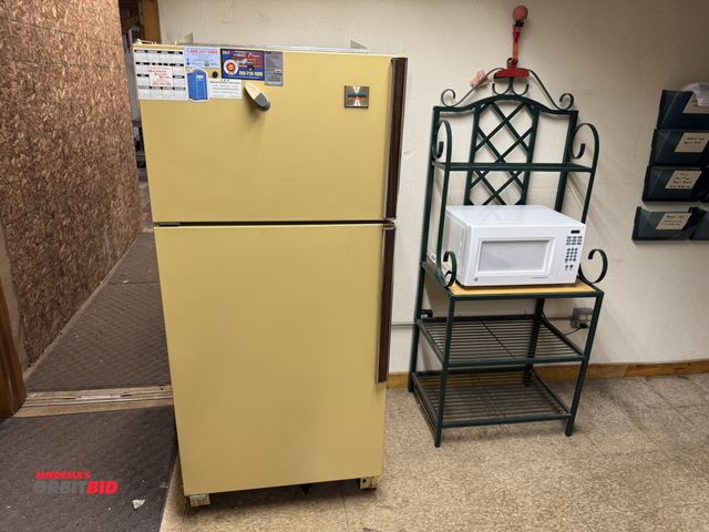 Lot 1-4616 - (1) Roper refrigerator with freezer, (1) GE turntable microwave, and (1) small buffet style cart, 27...