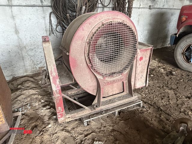 Lot 1-18291 - (1) Stur Levan 7256, 3 pt. PTO with belt drive blower fan.