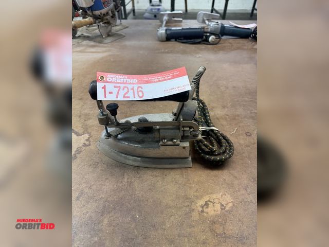 Lot 1-7216 - Industrial Hot-Iron, 120V