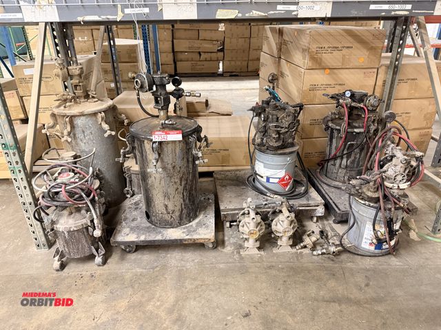 Lot 1-7342 - (1) Lot Of (8) Paint Pressure Pots