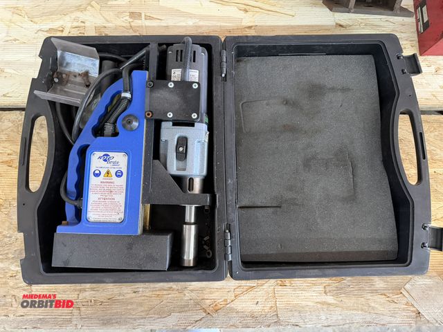 Lot 1-1323 - (1) Roto Brute by Champion 120V MAG drill, S/N F2572, with case.