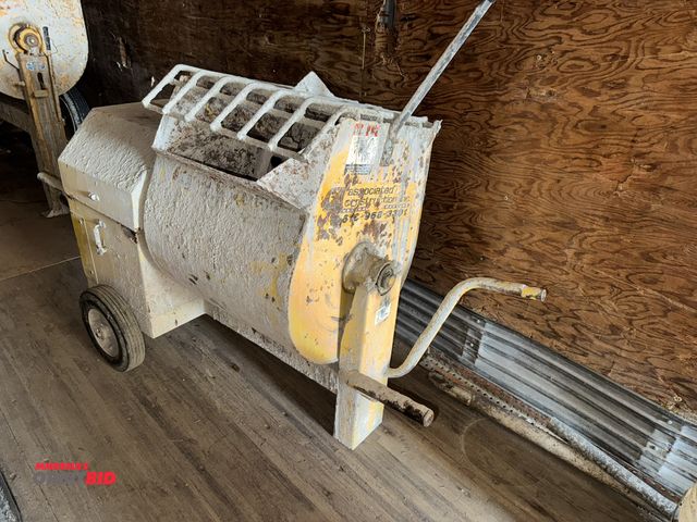 Lot 1-2634 - (1) Stow electric portable concrete mixer, 115V, belt drive, start/stop push button.  (Greg)