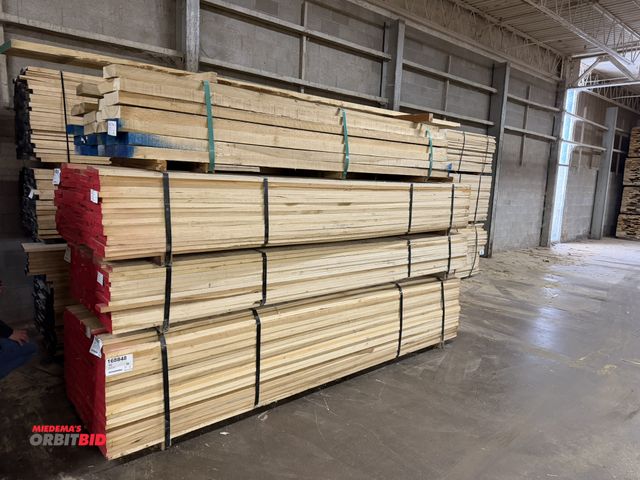 Lot 1-17033 - Lot of 4 bundles of rough sawn poplar lumber, includes (1) approx. 500 board foot bundle of 2.5" thi...