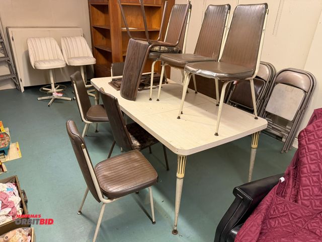 Lot 1-12178 - (1) kitchen table with 2 removable leaves, total length with leaves is 70.5", includes (8) chairs, a...