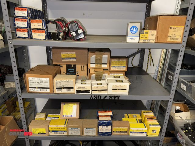 Lot 1-6415 - Large assortment of Square-D, Allen Bradley, and Micro switches, includes Allen Bradley Bulletin 509...