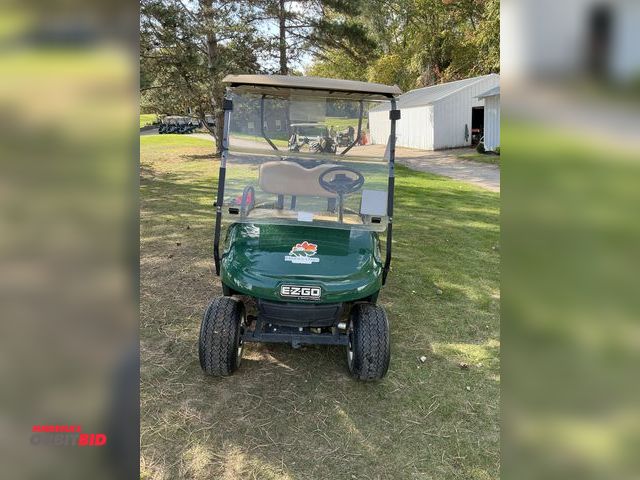 Lot 1-12515 - 2014 EzGo TXT Golf Cart