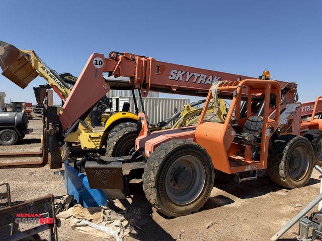 Lot 1-18110 - JLG/Skytrak 10054 Telescoping Boom Rough Terrain Lift Truck