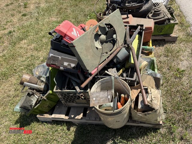 Lot 1-18069 - Skid lot of assorted items, includes (1) Homelite Textron chainsaw with steel chainsaw case, assorte...