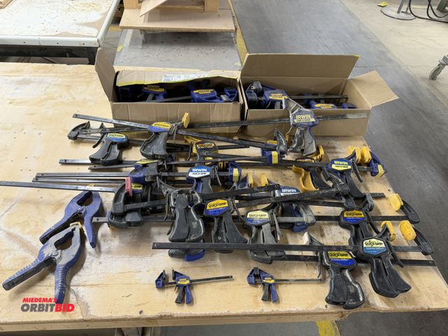 Lot 1-16267 - Lot of approx. (30) Irwin &amp; Vise Grip brand Quick Grip bar clamps, and (2) large plastic spring ...