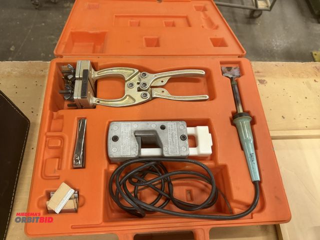 Lot 1-16962 - (1) Eagle Belting Company, model UT236, weld-splice kit with case.