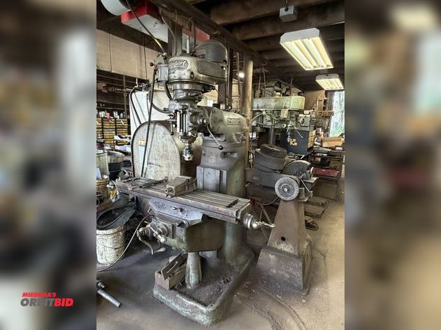 Lot 1-18554 - (1) Bridgeport vertical milling machine, S/N J750B, S/N 27052, 42" x 9" slotted table, 1 HP, 220/440...