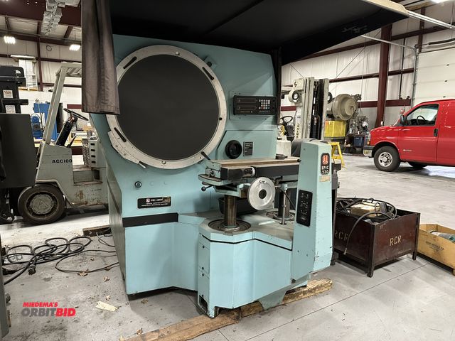 Lot 1-19166 - (1) Jones &amp; Lamson Epic 230 Optical Comparator, 30" diameter screen, 8.5" x 32" T-slotted table,...