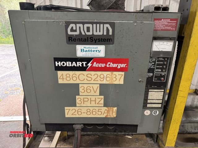 Lot 1-2533 - (1) Hobart Accu-Charger, model 865C3-18, 36V, 208-240/480V, 3 phase, S/N 486CS29637, 18-cell battery...