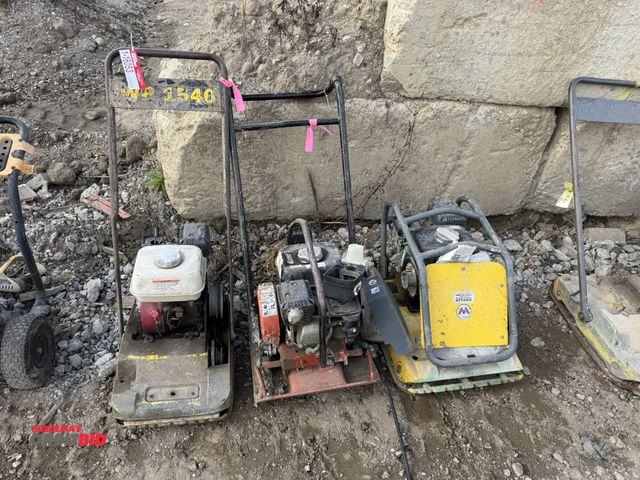 Lot 1-16053 - Lot of (3) gas powered plate compactors, includes Multiquip, Wacker WP1450, all are for parts or rep...