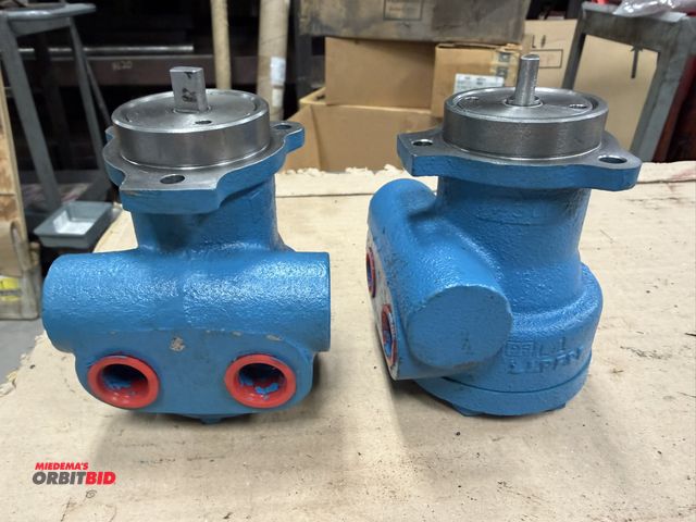 Lot 1-1998 - Lot of (2) Tuthill, model 2LF20, rotary gear pumps.