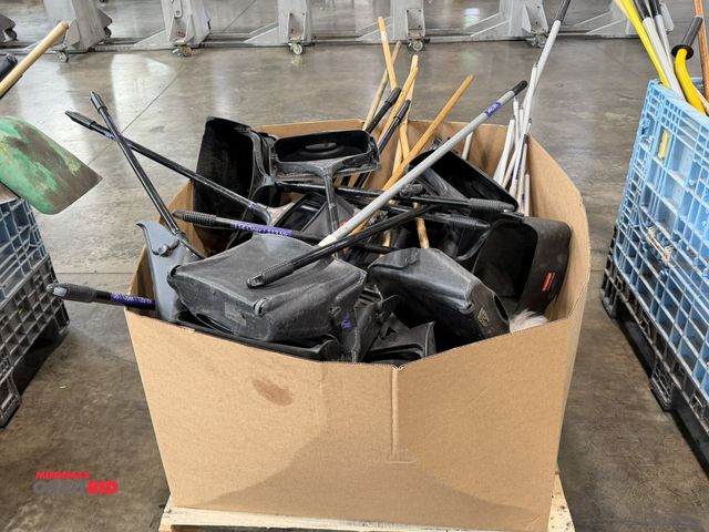 Lot 1-5453 - (1) tote full of assorted Coast Wide dusting tools, Rubbermaid dust pans with handles, and other mis...