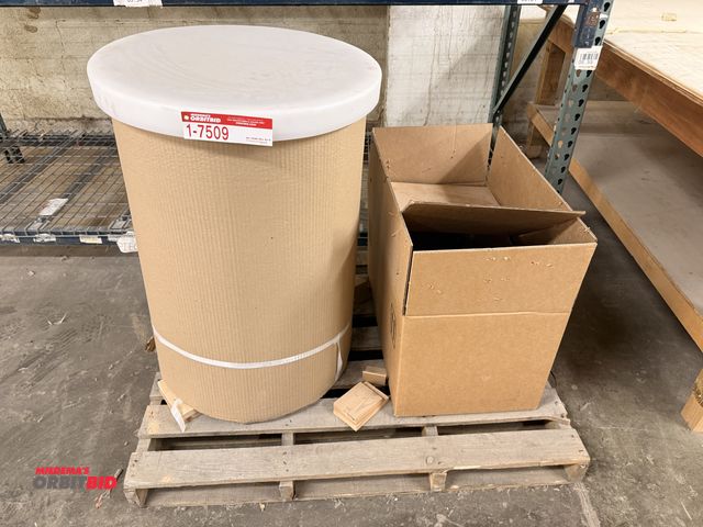 Lot 1-7509 - Chemicals Pump &amp; Tank, Equipped W/ Single Phase Induction Motor, 60 Hz, 1/3Hp, 1725 (Rpm) 115/23...