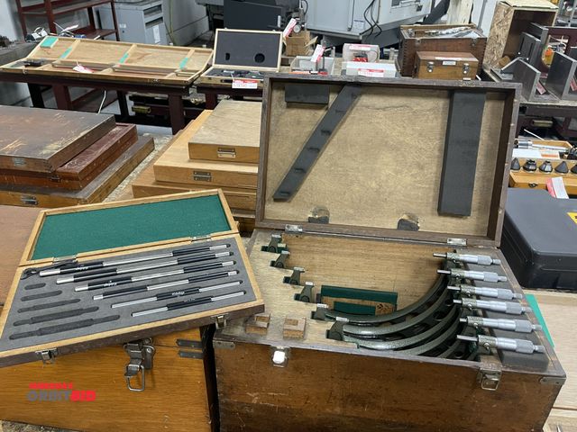 Lot 1-19425 - (1) Mitutoyo mic set, 0-12".