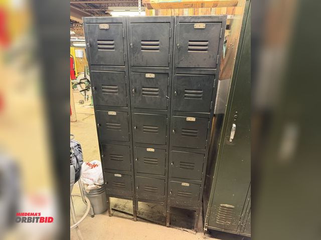 Lot 1-18469 - (1) Aurora Steel Products 15-bank locker section, 36" wide x 12" deep x 71.5" tall.