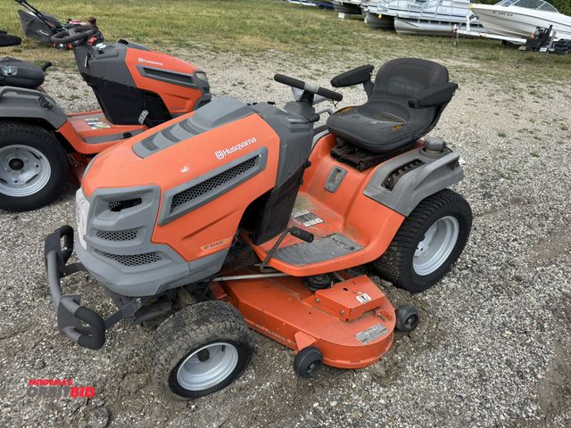 Lot 1-6533 - (1) Husqvarna GT52XLSI riding mower, 52" deck, Briggs and Stratton 24 HP gas engine, S/N 010915A0031...