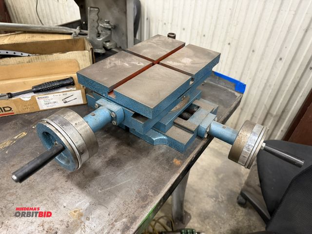 Lot 1-15158 - (1) cross slide table with T-slot top, top is 8" x approx. 11 3/4".