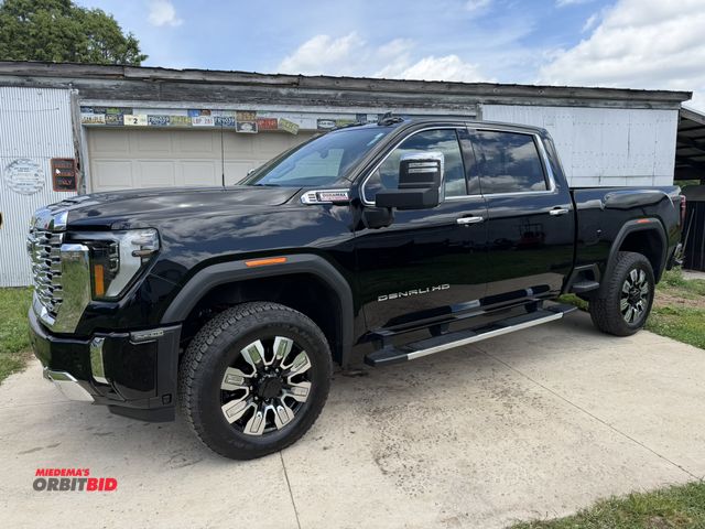 Lot 1-8152 - 2025 GMC 2500 Denali HD 56TK20743 (1) 4-wheel drive pickup truck, automatic transmission, power wind...