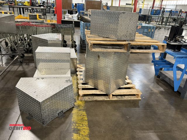 Lot 1-5419 - Lot of assorted Tread Plate platforms, includes (2) 28" width x 28" height x 36" depth, 2-step secti...