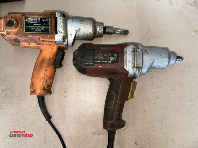 Lot 1-14158 - Lot of (2) Chicago Electric 1/2" impact wrenches.