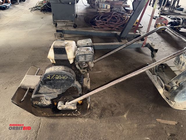 Lot 1-18116 - (1) 20" x 16" gas powered compactor with a 212cc Predator gas engine, engine pulls through and has c...