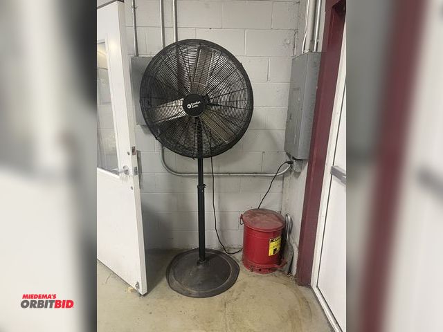Lot 1-19316 - (1) Comfort Zone 30" pedestal shop fan, and (1) Just Rite oily waste can.