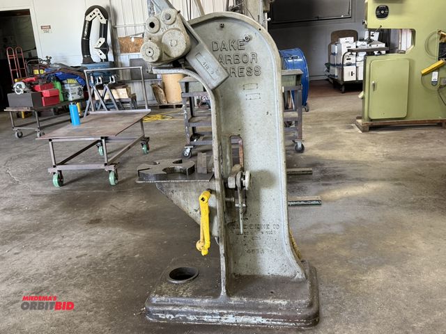 Lot 1-6274 - (1) Dake, model 401A, manual arbor press, with adjustable height 16" x 15" table.