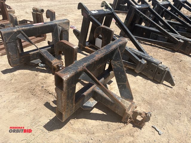 Lot 1-18283 - (1) Universal forklift / telehandler truss boom attachment, model 1002528-144, 12000 # capacity