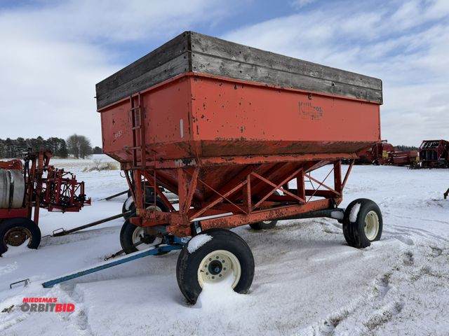 Lot 1-11488 - (1) Killbros, model 375, gravity wagon with model 1280, 12-ton running gear, running gear has 12.5L-...