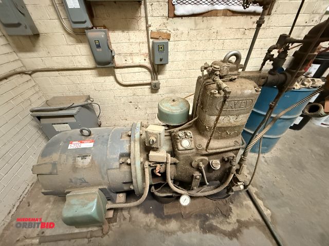 Lot 1-7324 - Davey Air Compressor, Equipped W/ Westinghouse 40Hp Motor 208-220-440V, 60 Cycle. 404Usd Frame, 3 Ph...
