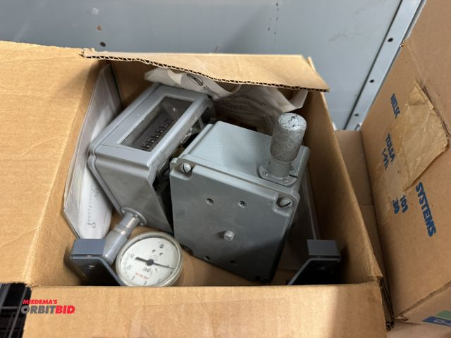 Lot 1-6285 - Lot of Rockwell gas meters