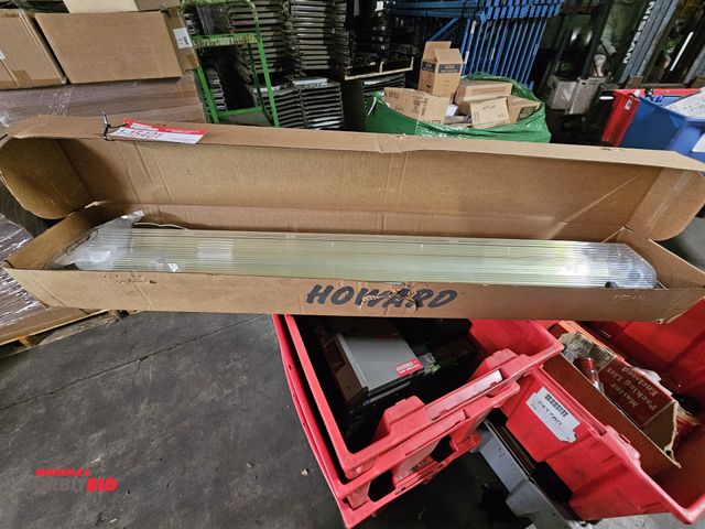 Orbitbid.com - Lot 1-15401 - (1) Howard FL Vaporproof 4' Strip 3LT8 ...