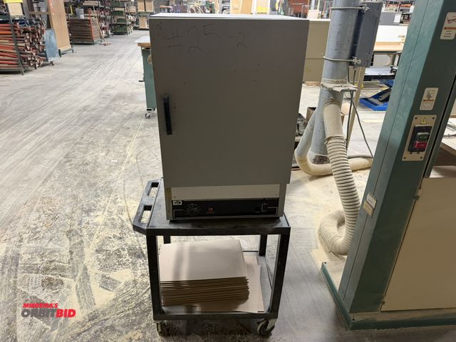 Lot 1-16414 - (1) Quincy Lab, model 30 GC, lab oven, 115V, adjustable racks, 20" wide x 16" deep x 31" tall, inclu...