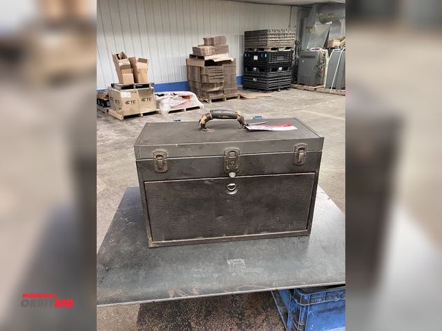 Lot 1-3549 - Kennedy Tool Box