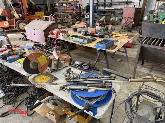 Lot 1-1429 - (1) approx. 20" diameter retractable hose reel with oxygen/acetylene hose, (4) approx. 16", and (1) ...