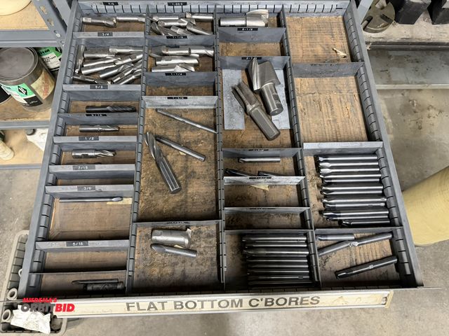 Lot 1-1078 - Content of single drawer, includes various flat bottom type counter bores