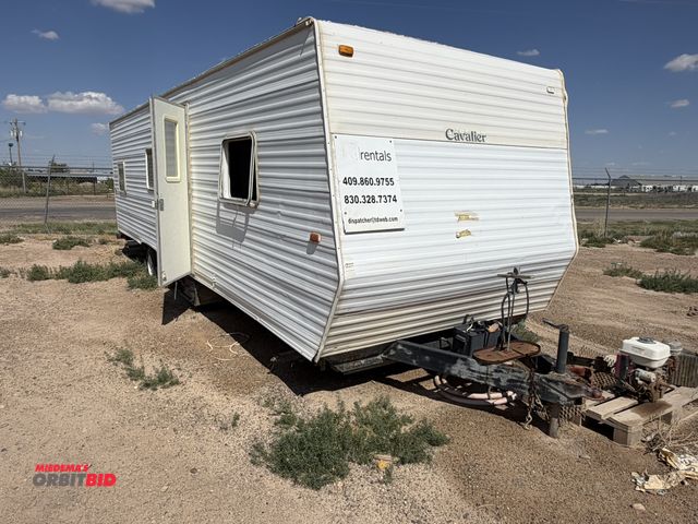 Lot 1-18374 - Cavalier 27' Sandblasting Trailer