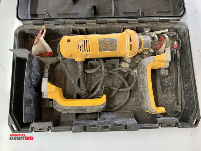 Lot 1-1310 - (1) DeWalt, model DW660, 120V, single phase, 30,000 RPM cut out tool with plastic case, and (2) torq...