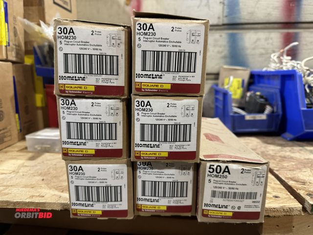 Lot 1-4444 - Lot of 7 new boxes of Square-D Homeline breakers, includes (6) boxes of 30 amp, 2-pole, and (1) box ...