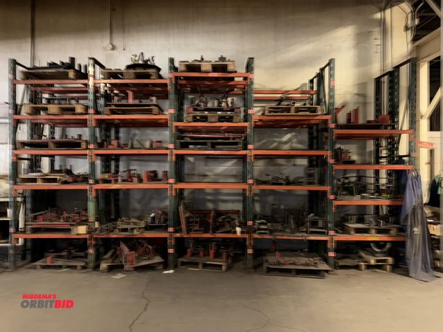 Orbitbid.com - Lot 1-10582 - Lot of slotted type pallet racking ...