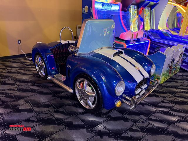 Lot 1-11254 - (1) Sting International, model KC, Cobra South Beach, S/N KCSP11USADA-034, electronic payment, light...