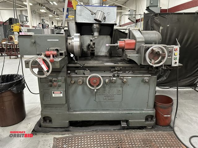 Lot 1-19113 - (1) 1952 Heald, model 271A, internal diameter plain grinder, 18" swing, 5.5" diameter max capacity, ...