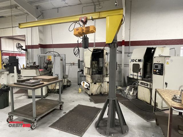 Lot 1-19455 - (1) pedestal mount jib crane, approx. 9' swing arm, Harrington 115V, 1/4-ton chain fall, 2-way contr...