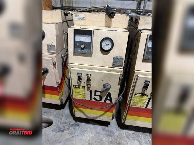 Lot 1-13388 - Sterlco F6016-BX hot oil unit 12-KW, 200° F max temperature, portable, analog controls, 250V, S/N 39...